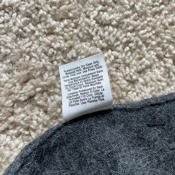 3 for $25 / DKNY lambs wool & angora sweater M - Picture 11 of 13